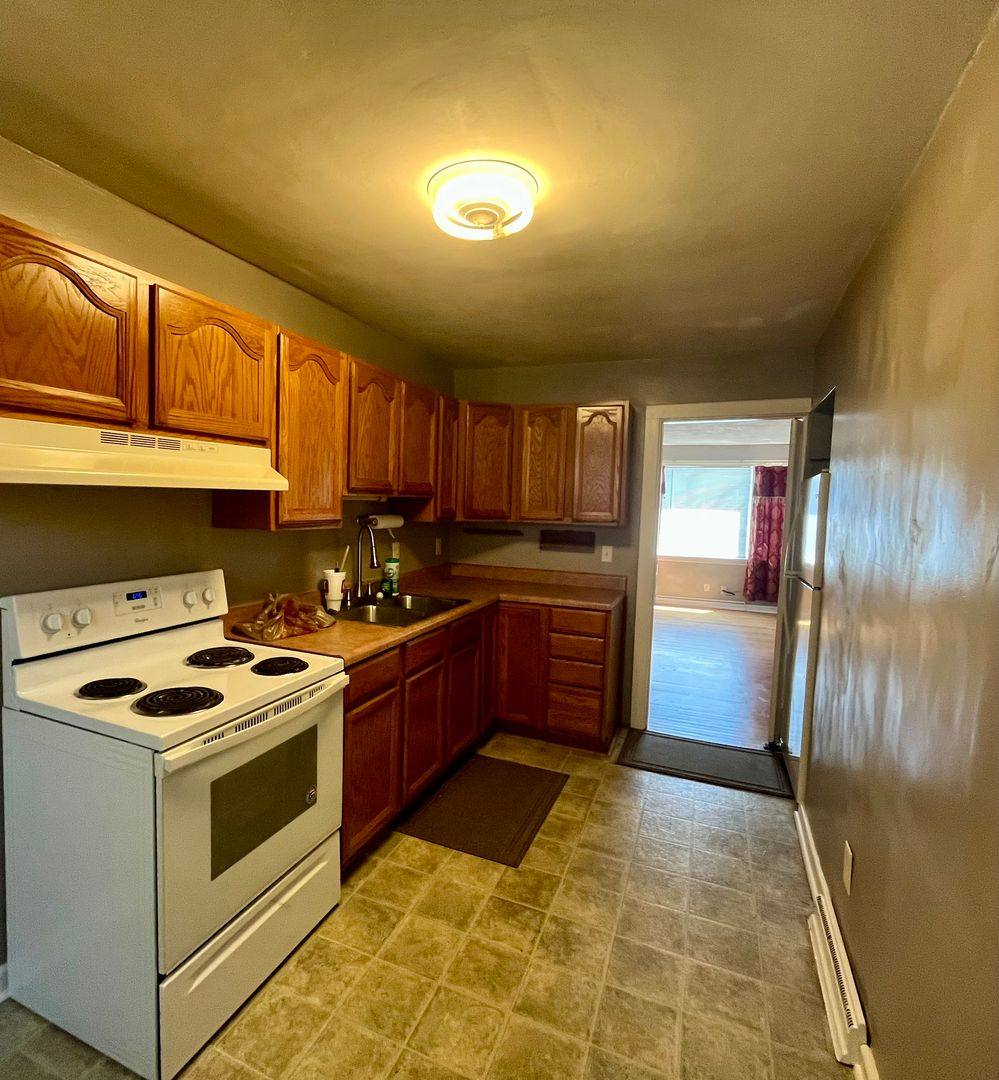 House for rent at 2016 Salu St, Alton, IL 62002