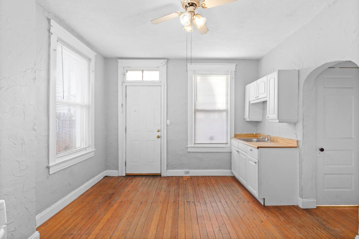 Apartment for rent at 7614 Virginia Ave, Saint Louis, MO 63111