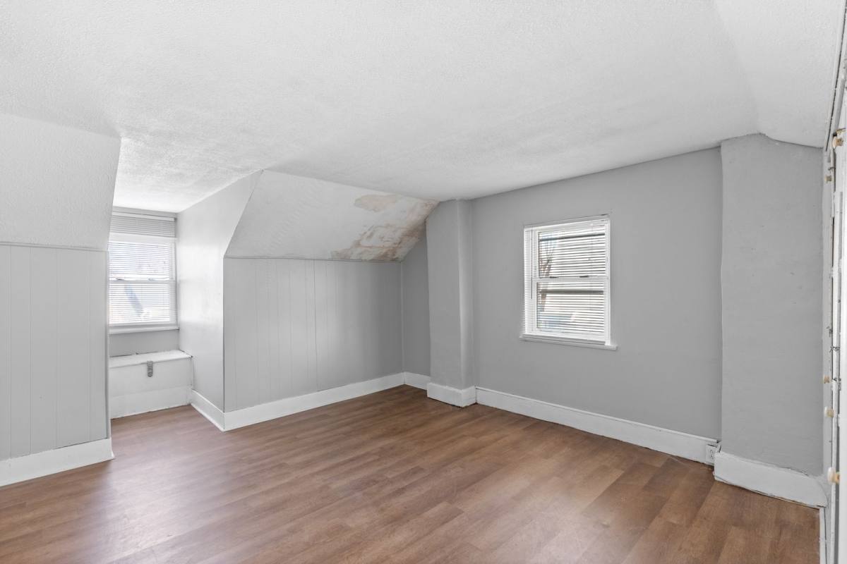 Apartment for rent at 7614 Virginia Ave, Saint Louis, MO 63111