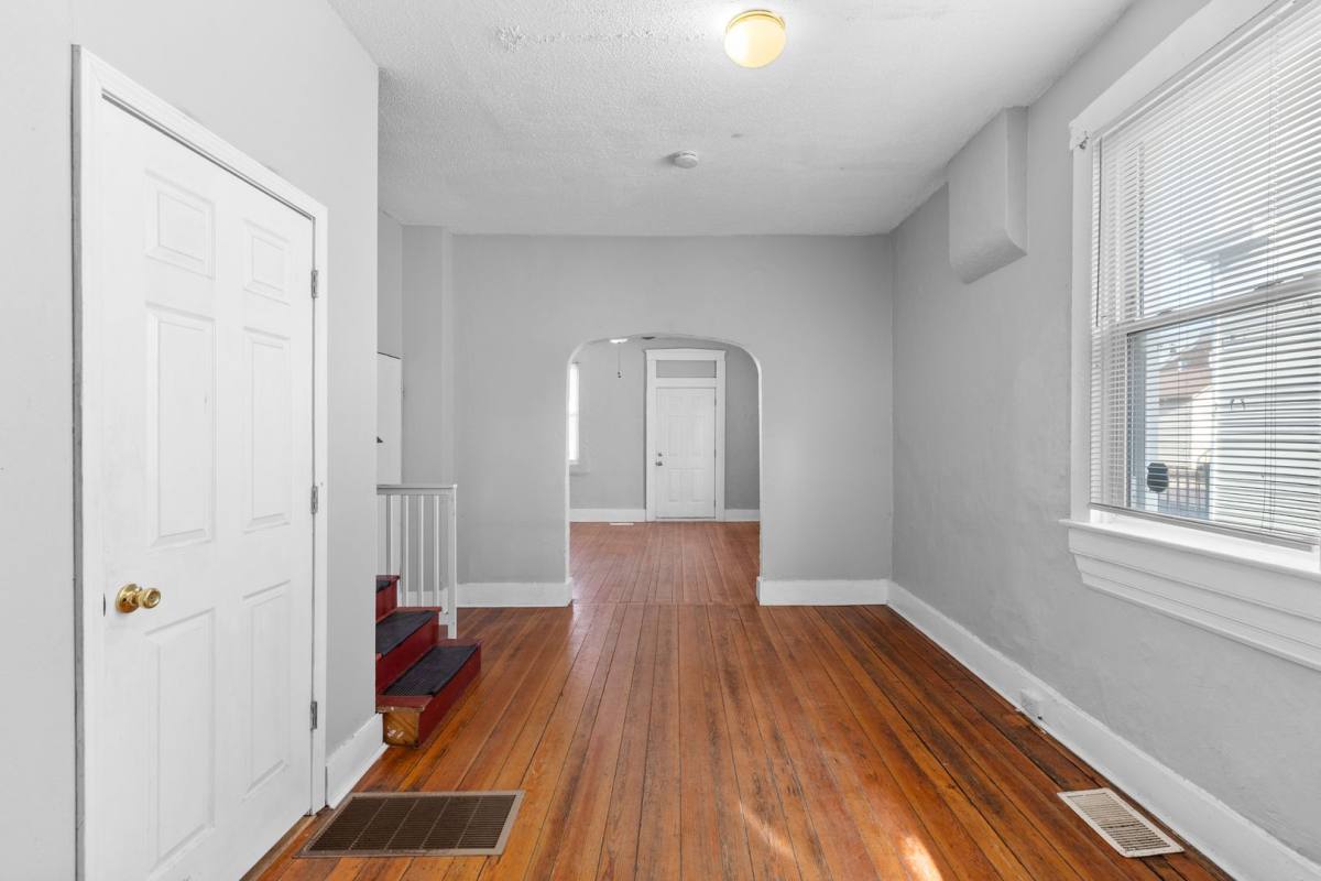 Apartment for rent at 7614 Virginia Ave, Saint Louis, MO 63111