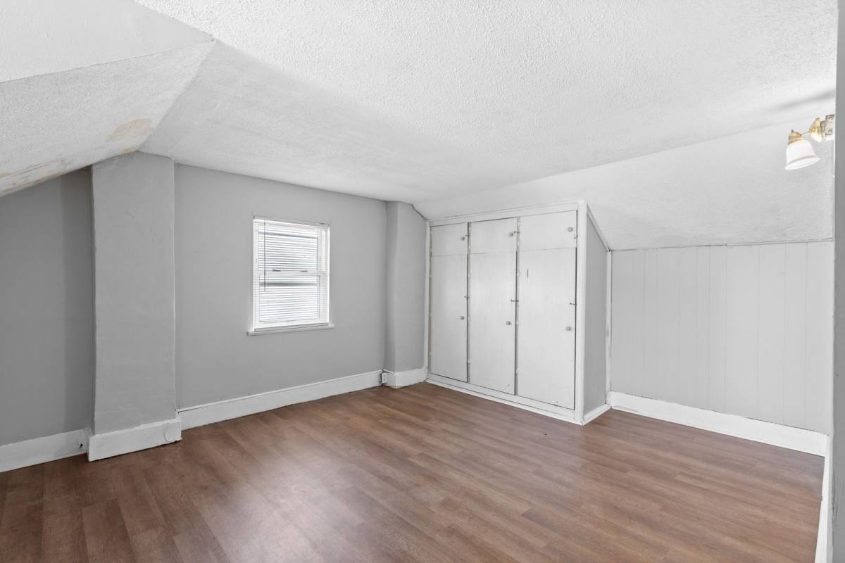 Apartment for rent at 7614 Virginia Ave, Saint Louis, MO 63111