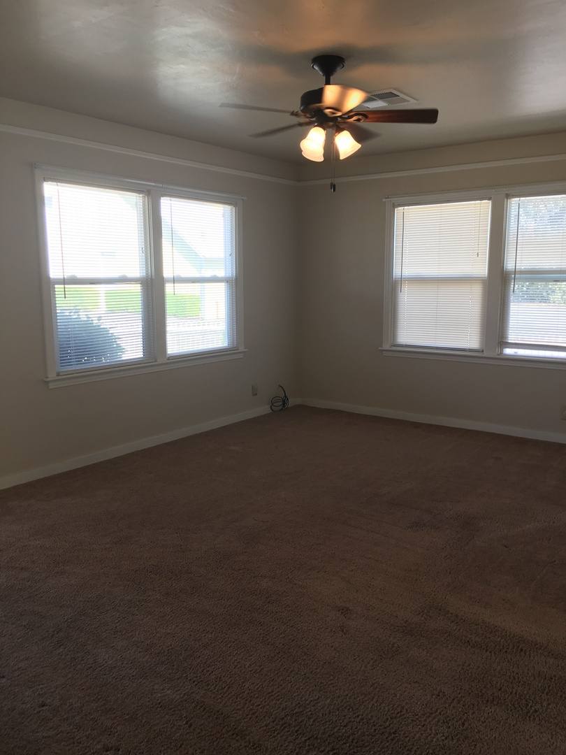 House for rent at 10327 Linden Rd, Dos Palos, CA 93620