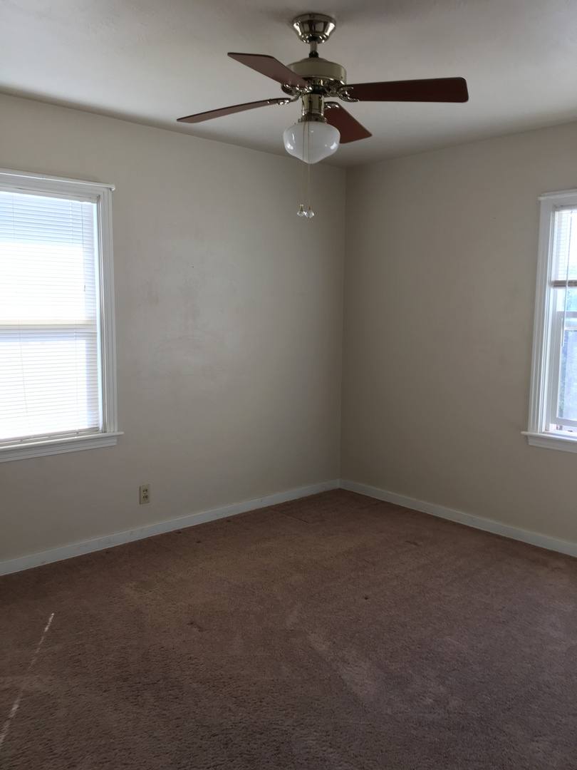 House for rent at 10327 Linden Rd, Dos Palos, CA 93620