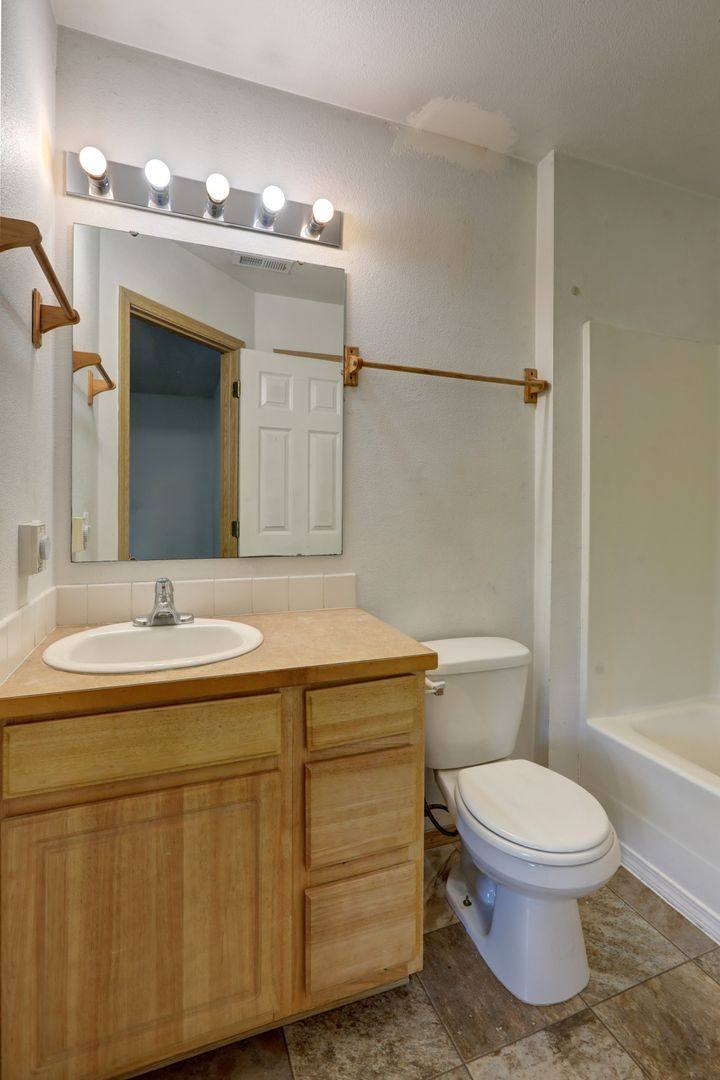 House for rent at 20021 117th St E, Bonney Lake, WA 98391