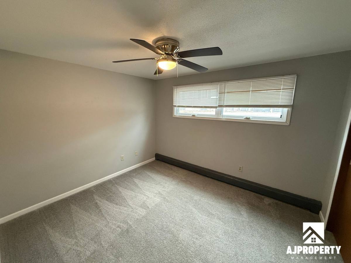 Apartment for rent at 1015 S Duluth Ave, Sioux Falls, SD 57105