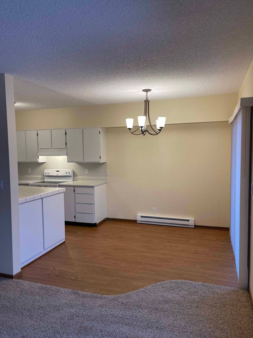 Apartment for rent at 1000-1046 Grand Ave, Astoria, OR 97103