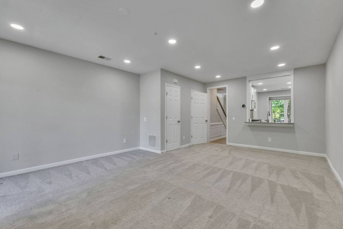 Condo for rent at 5980 Kimberly Anne Way, Alexandria, VA 22310