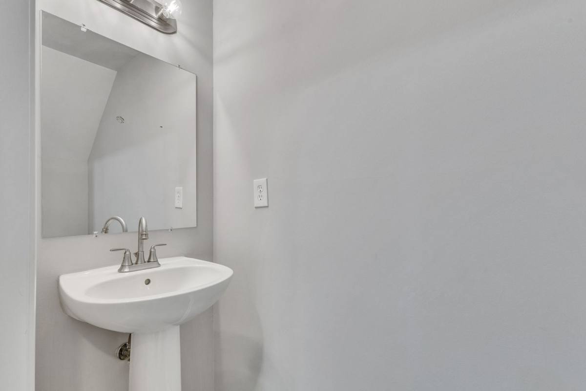 Condo for rent at 5980 Kimberly Anne Way, Alexandria, VA 22310