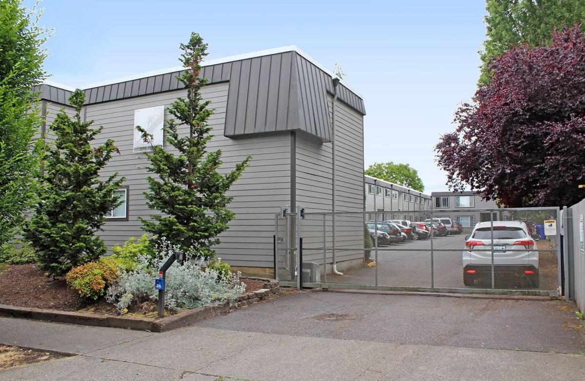 Apartment for rent at 9222 N Lombard St, Portland, OR 97203
