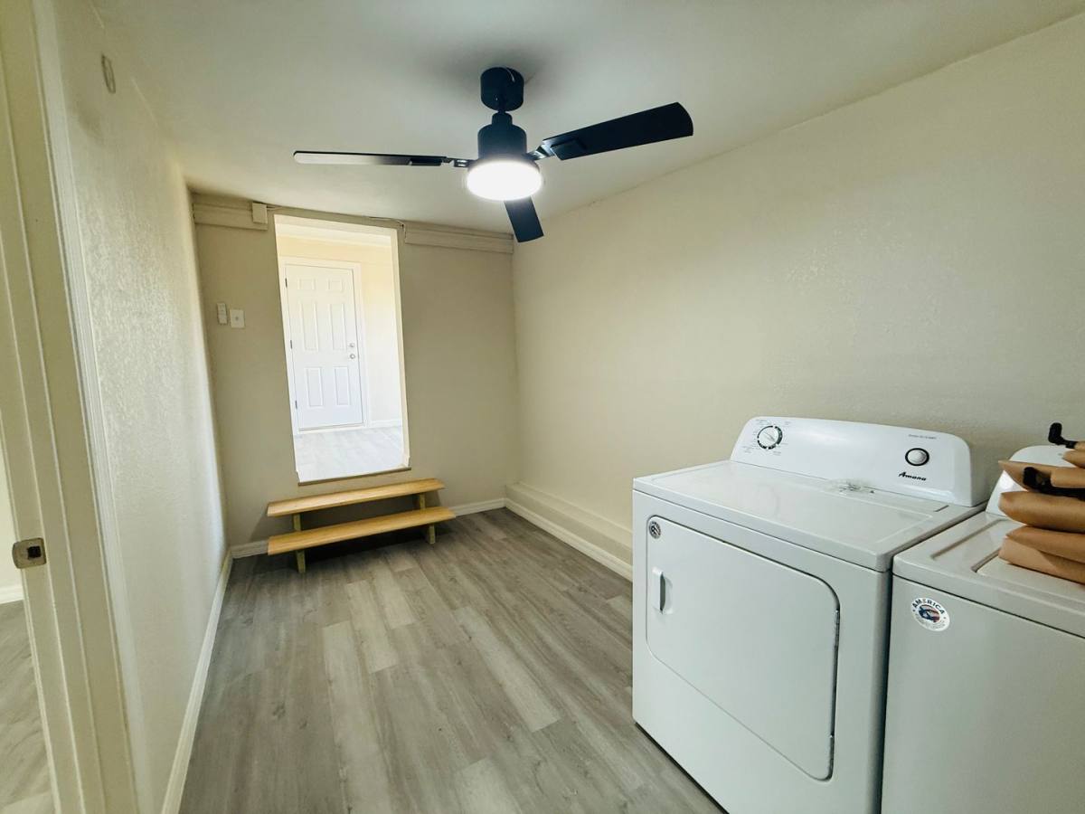 House for rent at 4010 Miramar Way S, Saint Petersburg, FL 33705