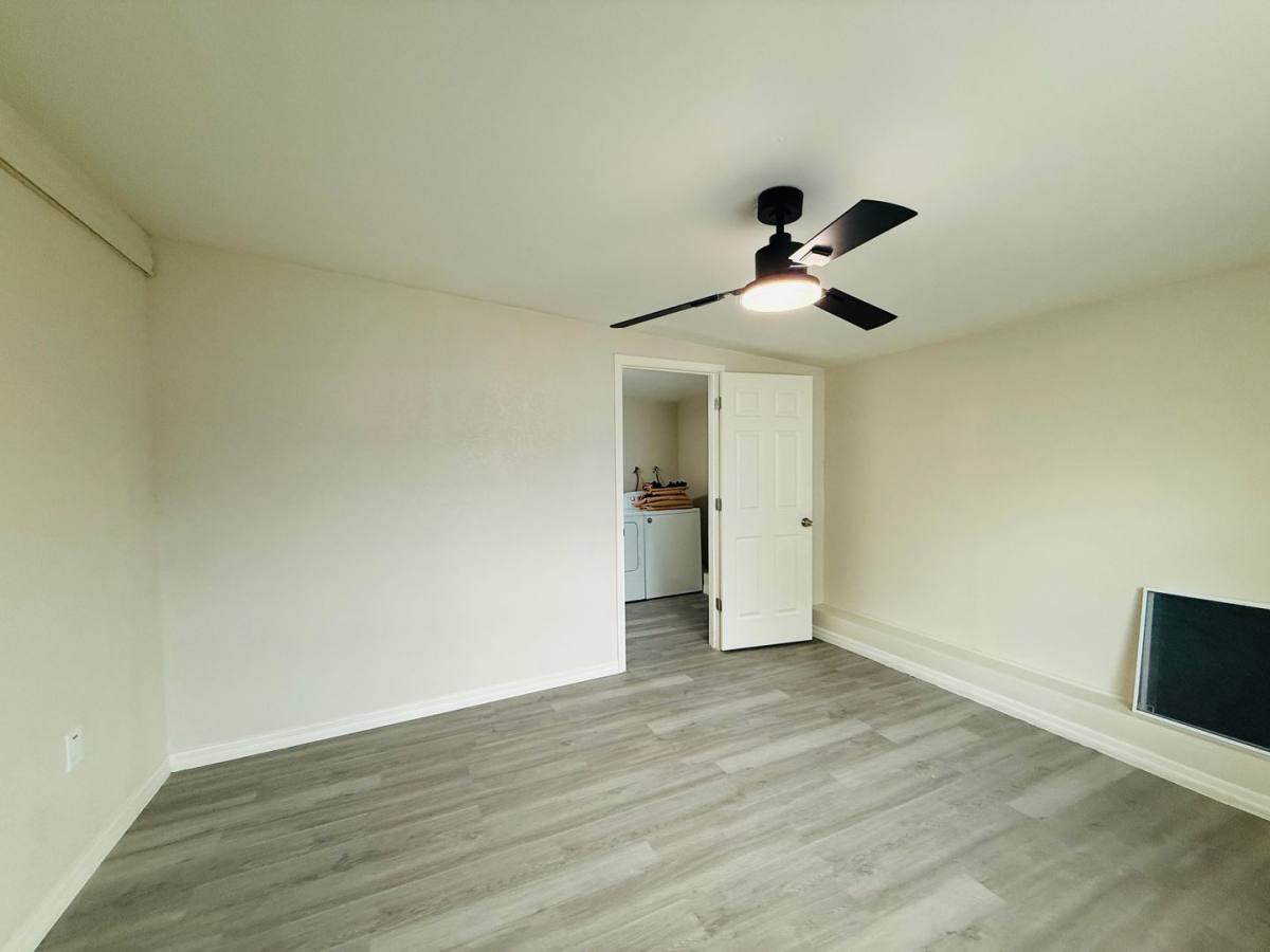 House for rent at 4010 Miramar Way S, Saint Petersburg, FL 33705