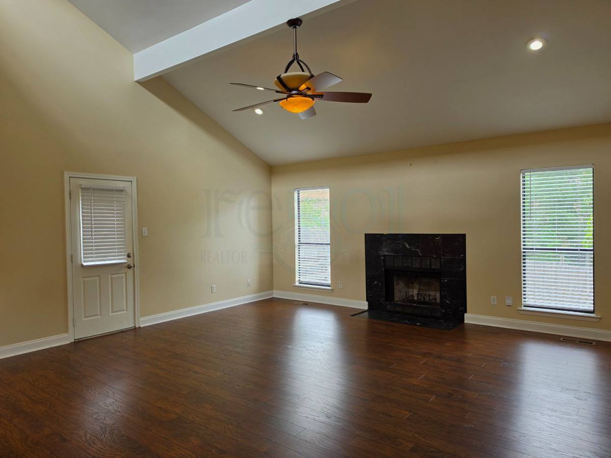 House for rent at 6 Woodlore Court, Little Rock, AR 72211
