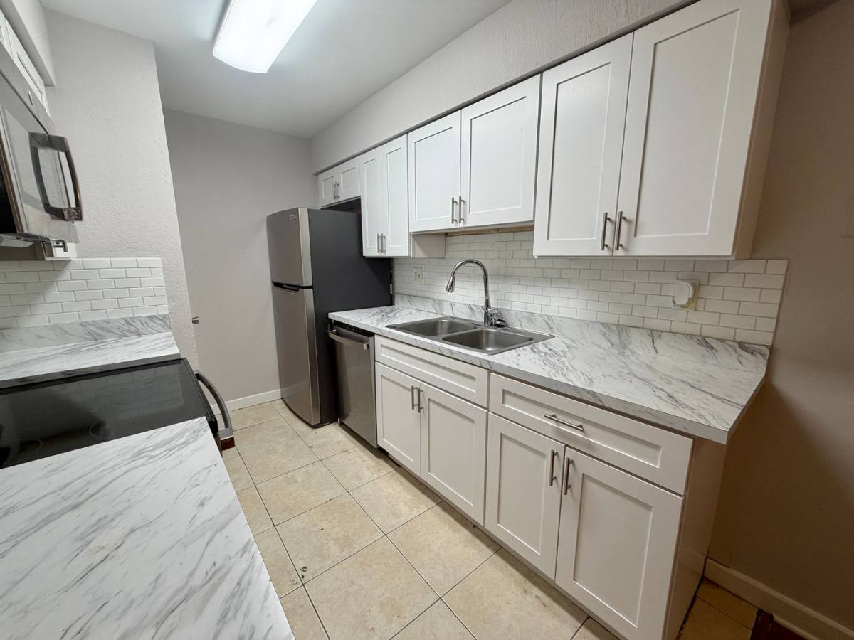 Apartment for rent at 3701 W Wyoming Ave, Tampa, FL 33611