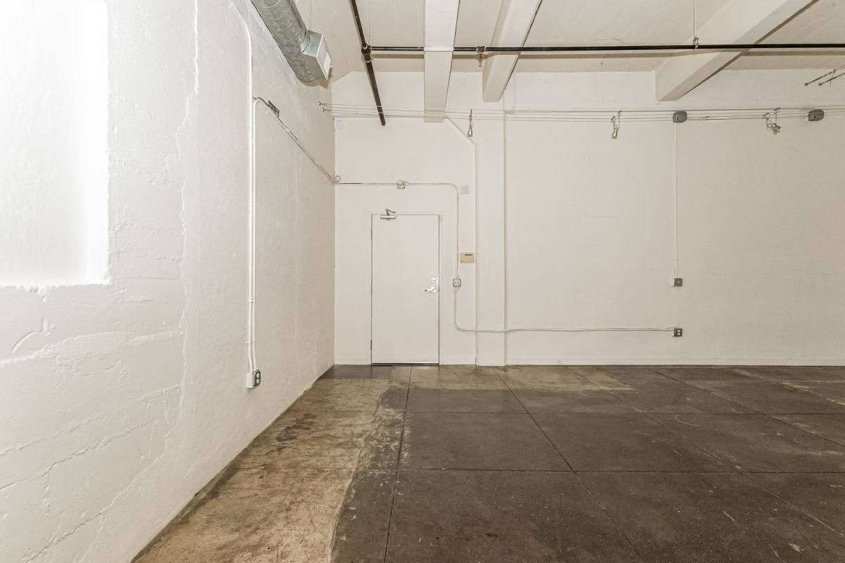 Condo for rent at 3240 Peralta St, Emeryville, CA 94608