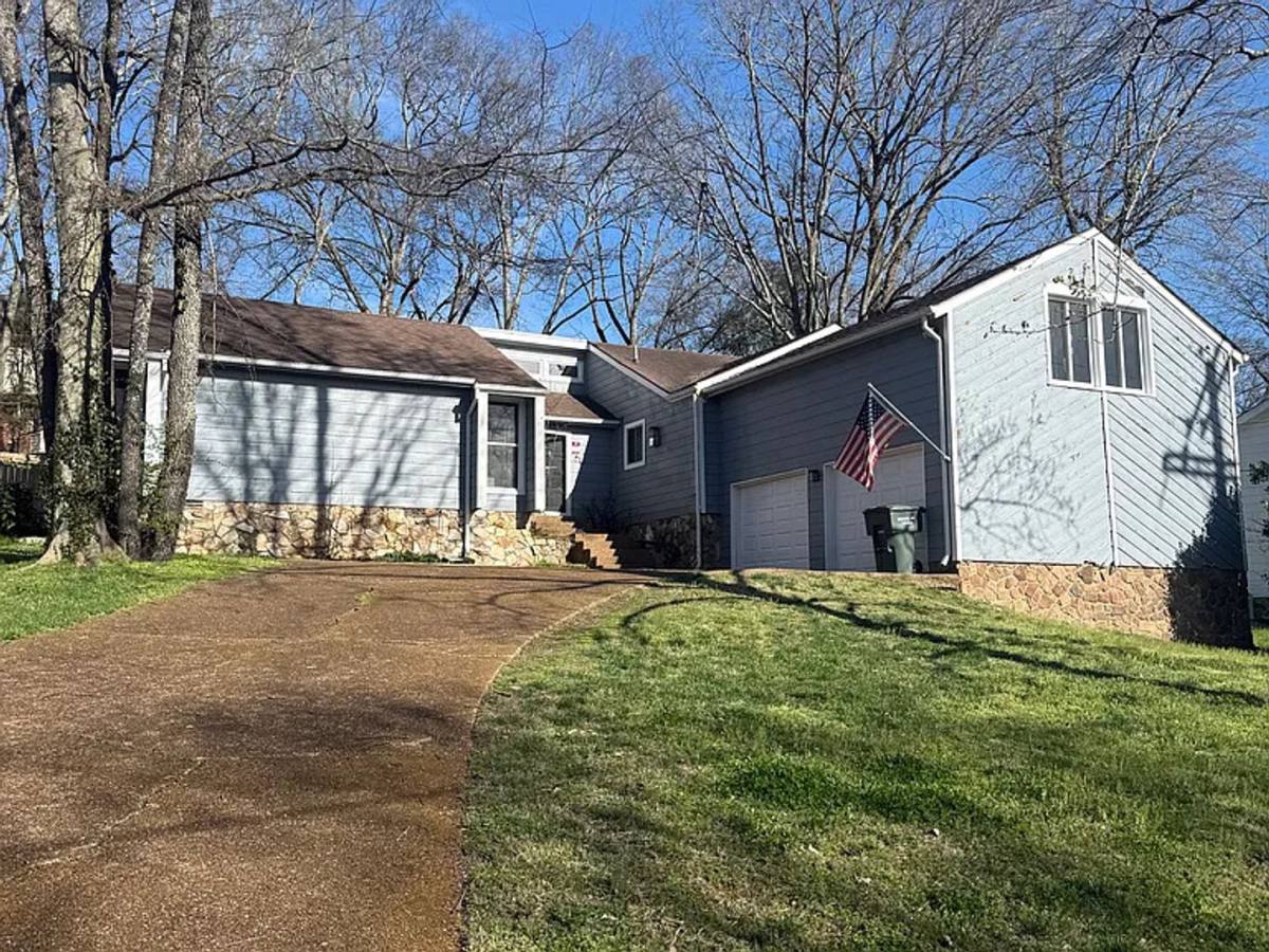 House for rent at 6817 River Ridge Dr, Nashville, TN 37221