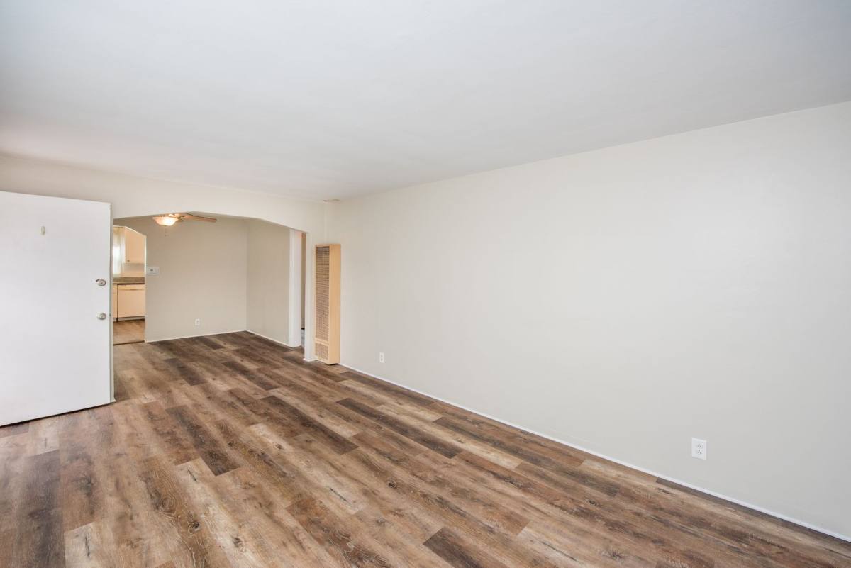 House for rent at 224 Frankfort Ave, Huntington Beach, CA 92648
