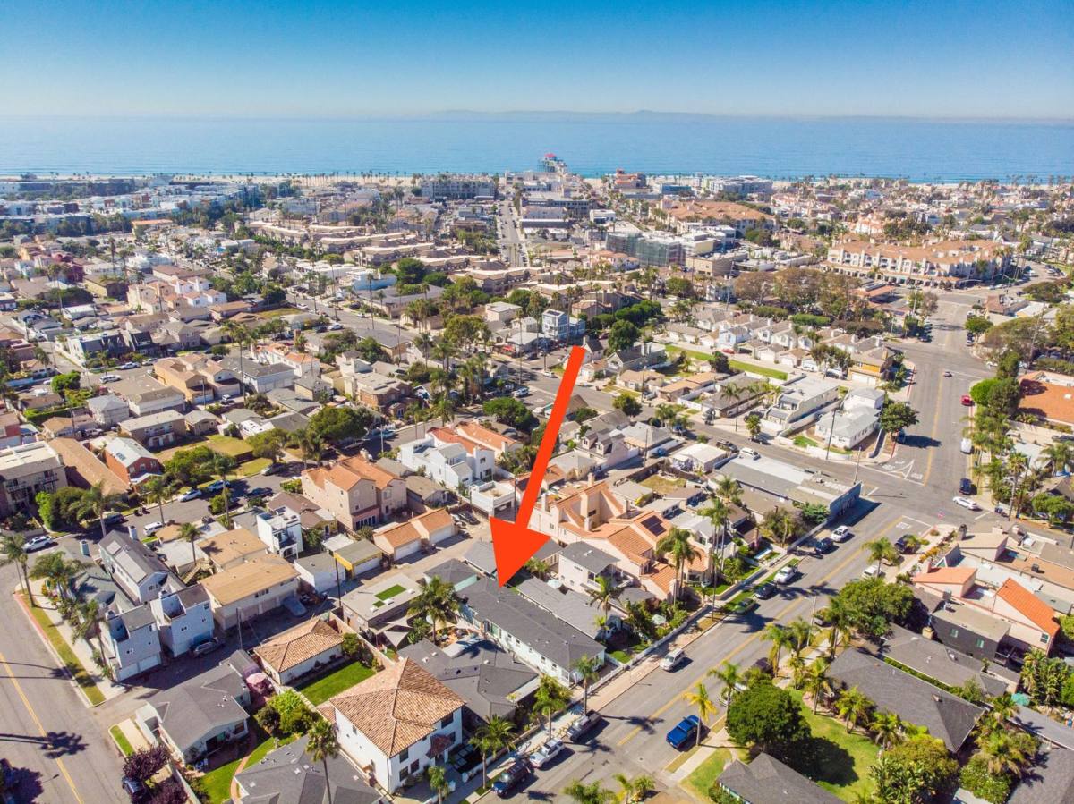 House for rent at 224 Frankfort Ave, Huntington Beach, CA 92648