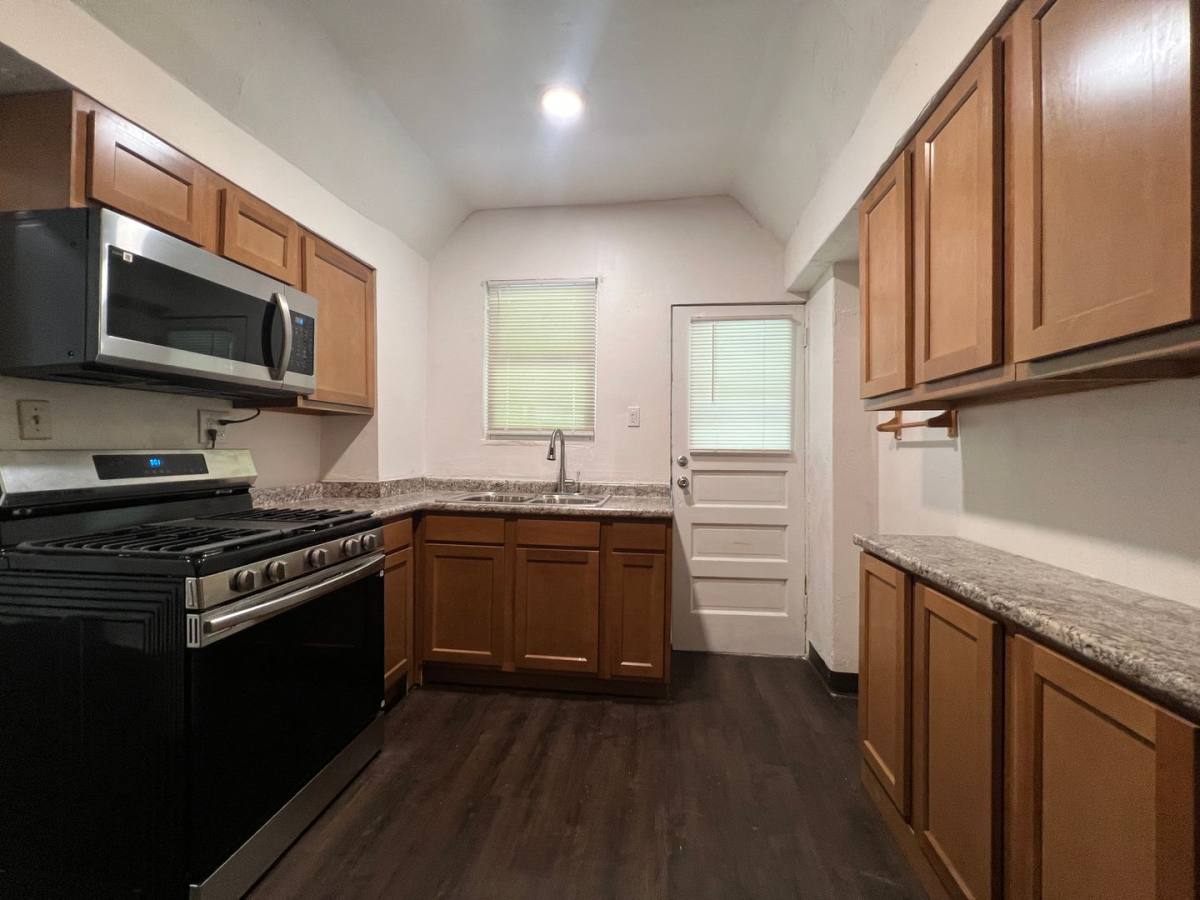 House for rent at 902 Gibson St, Pittsburgh, PA 15220