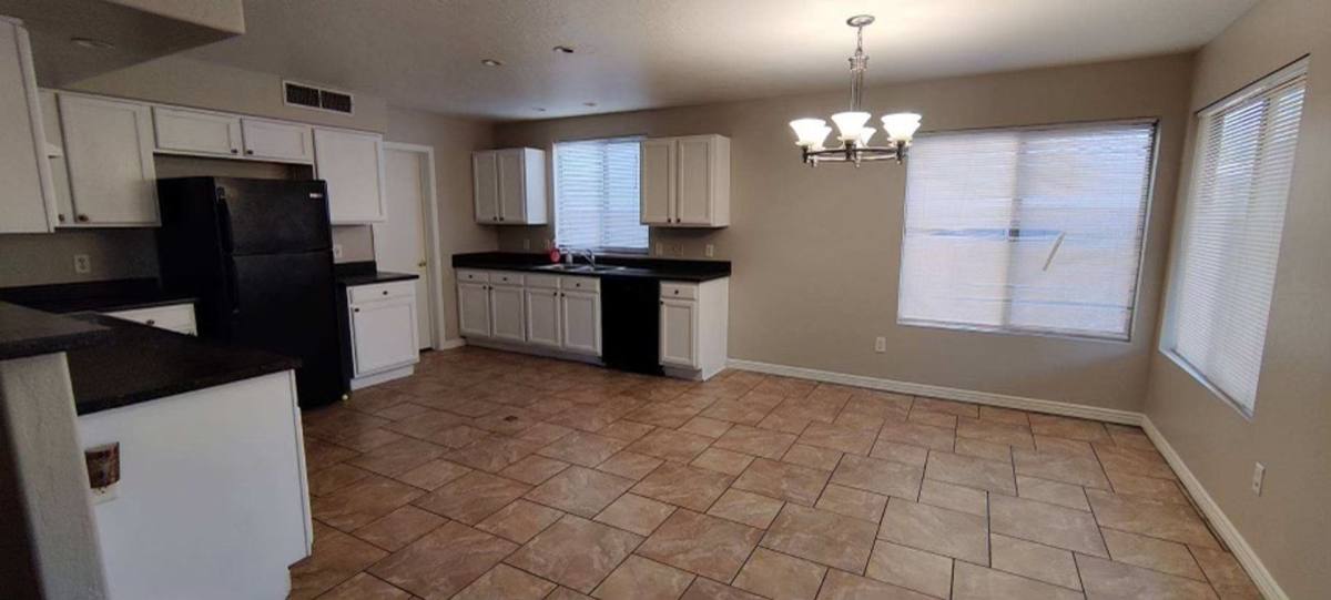 House for rent at 1385 E Betsy Lane, Gilbert, AZ 85296