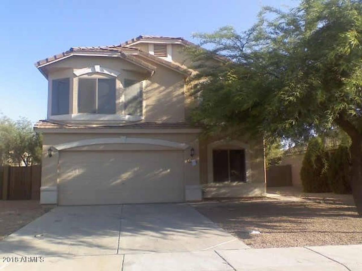 House for rent at 1385 E Betsy Lane, Gilbert, AZ 85296