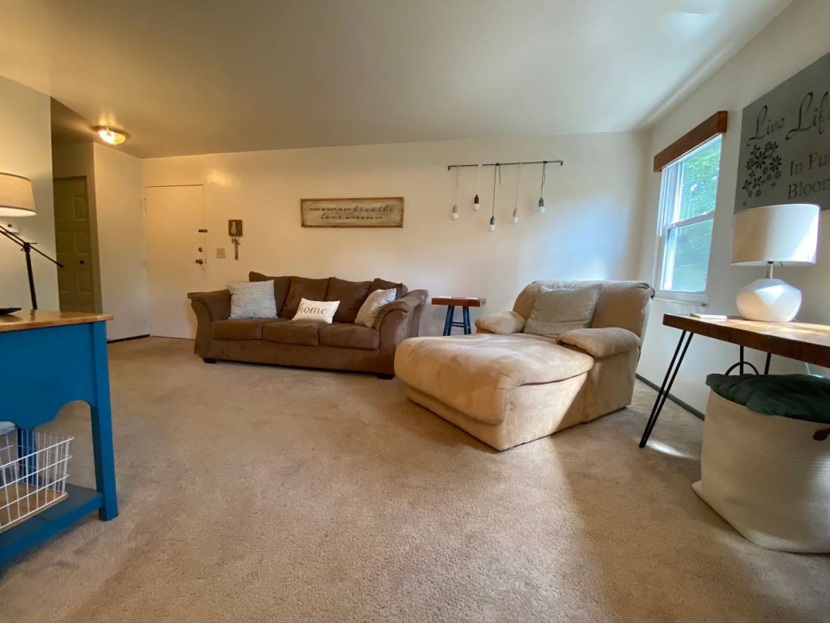 Apartment for rent at 604 Bellwood Dr, Pittsburgh, PA 15229