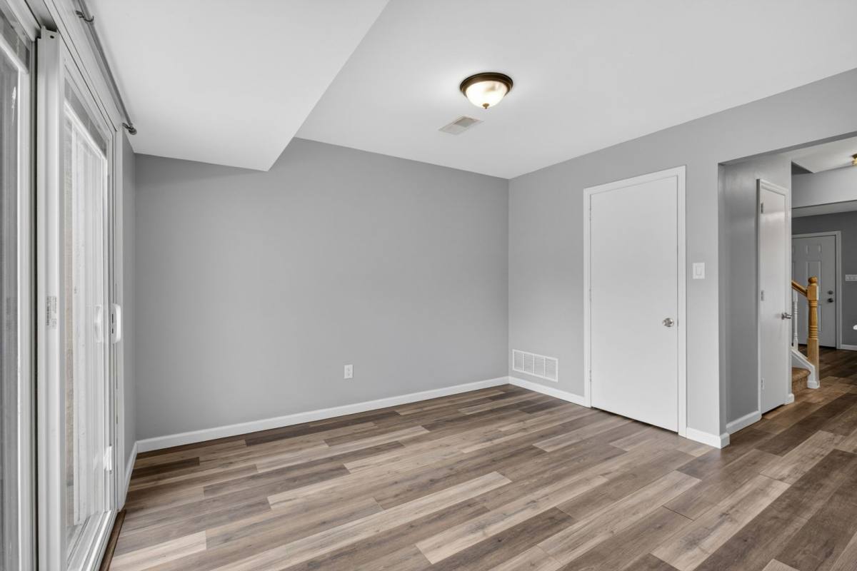 Townhouse for rent at 46 Village Dr, Dover, DE 19904