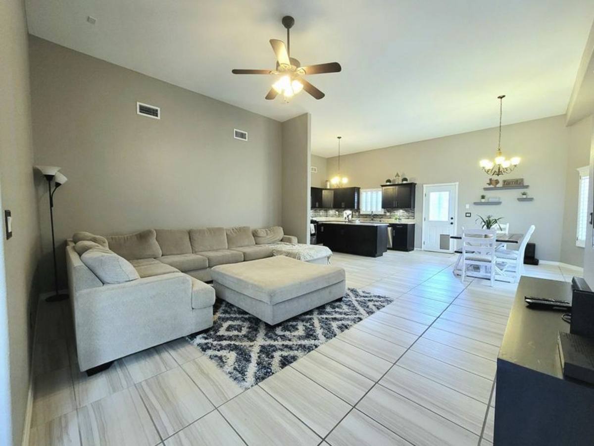 House for rent at 7852 Enchanted View, El Paso, TX 79911