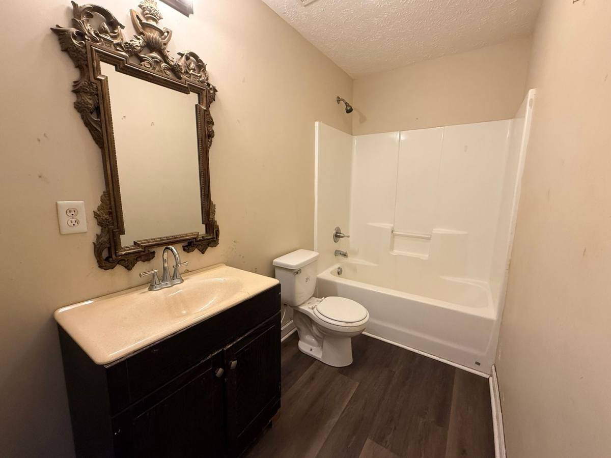 House for rent at 1307 Magnolia St, Bowling Green, KY 42103