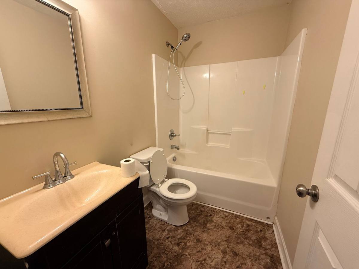 House for rent at 1307 Magnolia St, Bowling Green, KY 42103
