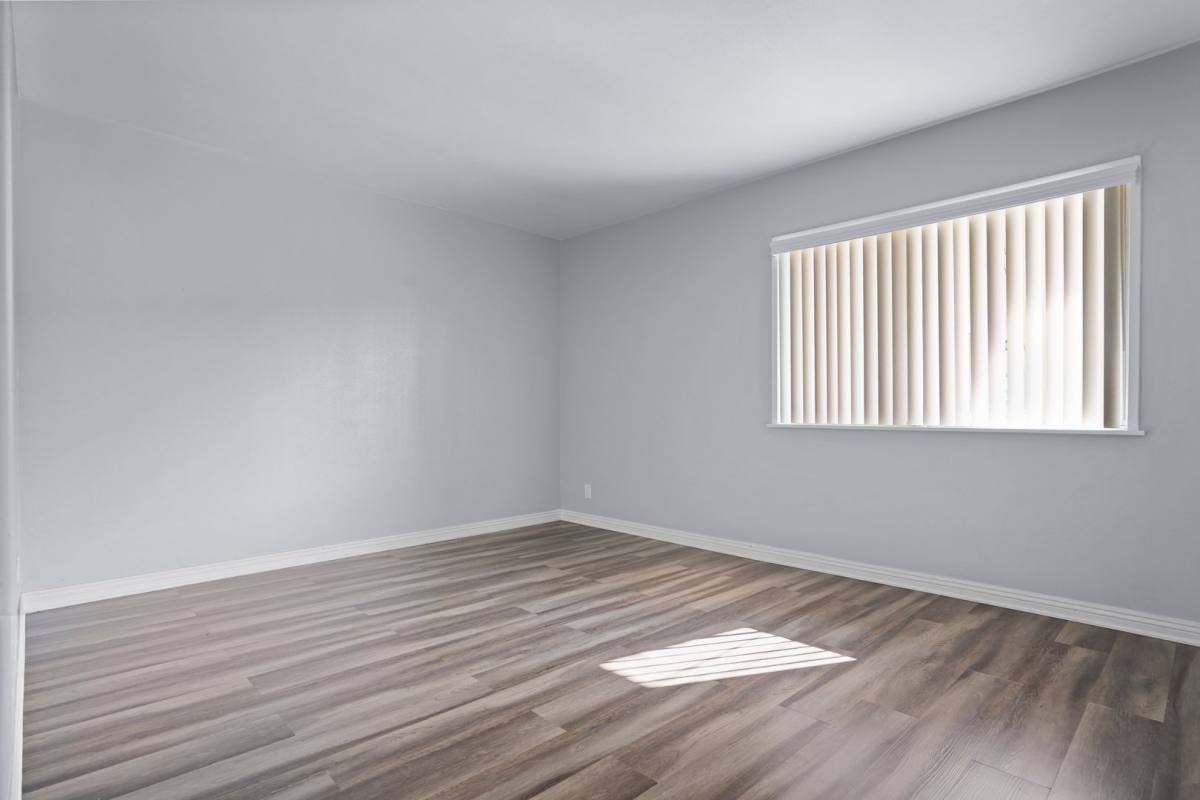 Apartment for rent at 14145-14149 Mulberry Dr, Whittier, CA 90605