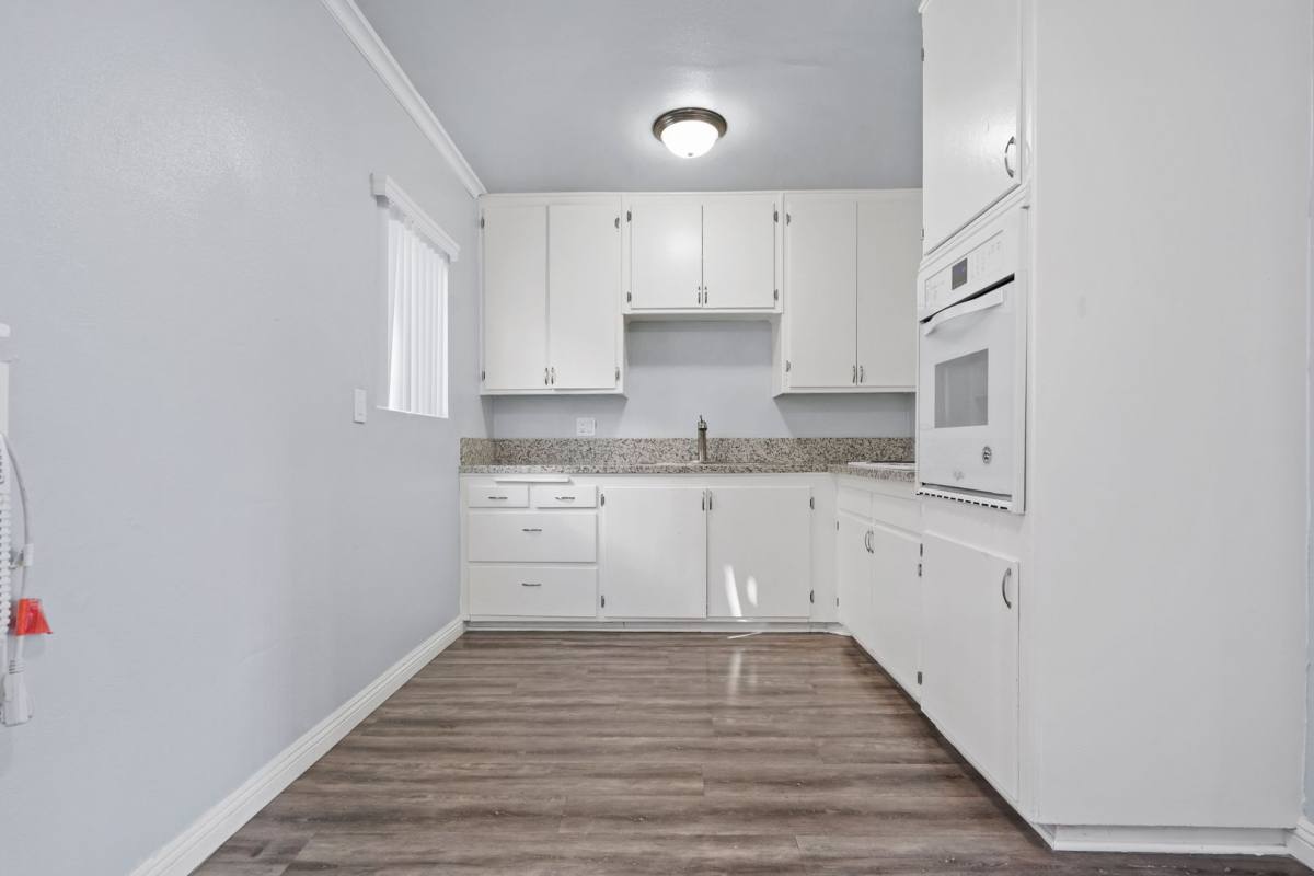 Apartment for rent at 14145-14149 Mulberry Dr, Whittier, CA 90605