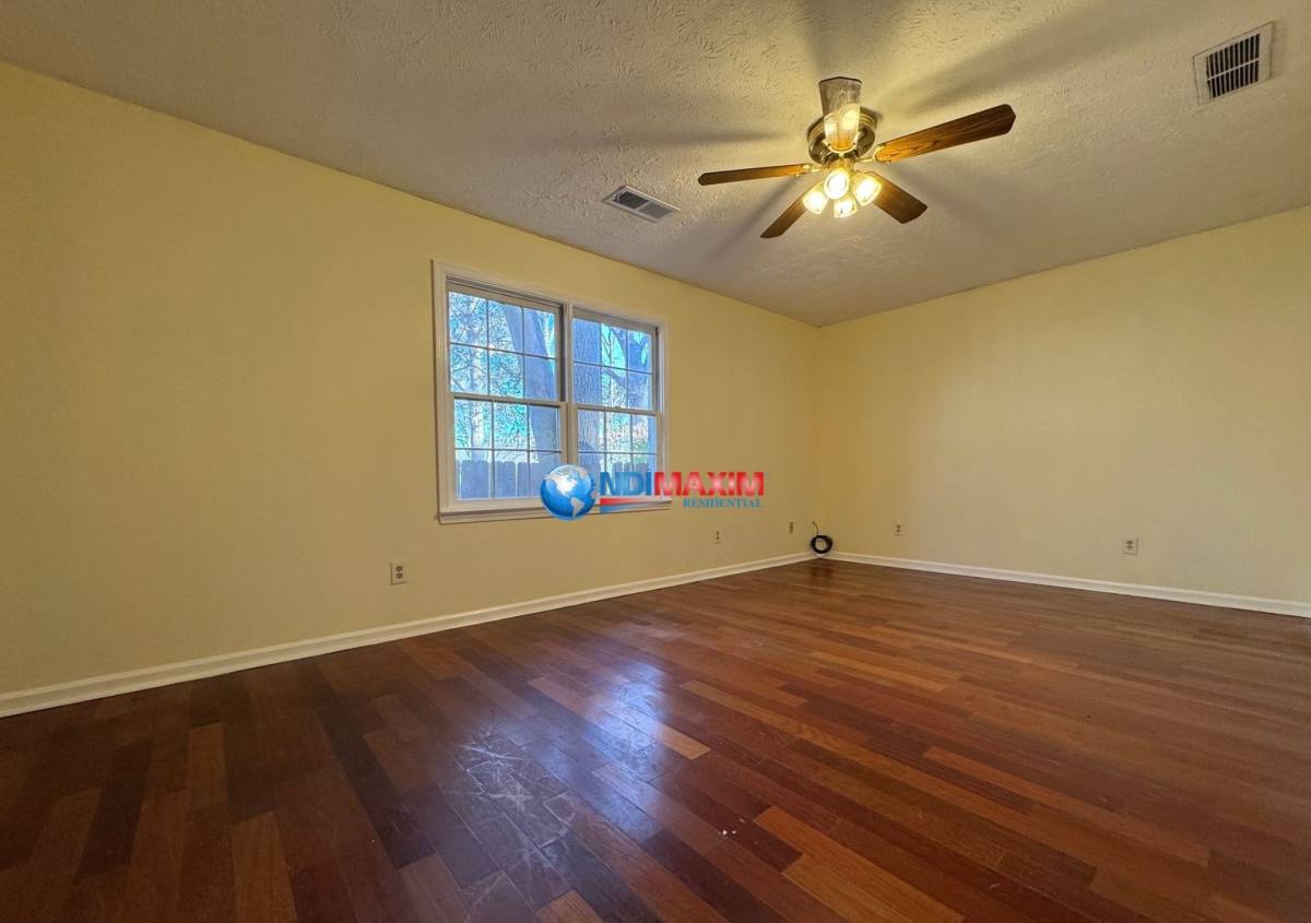 House for rent at 1563 Pine Glen Circle, Decatur, GA 30035