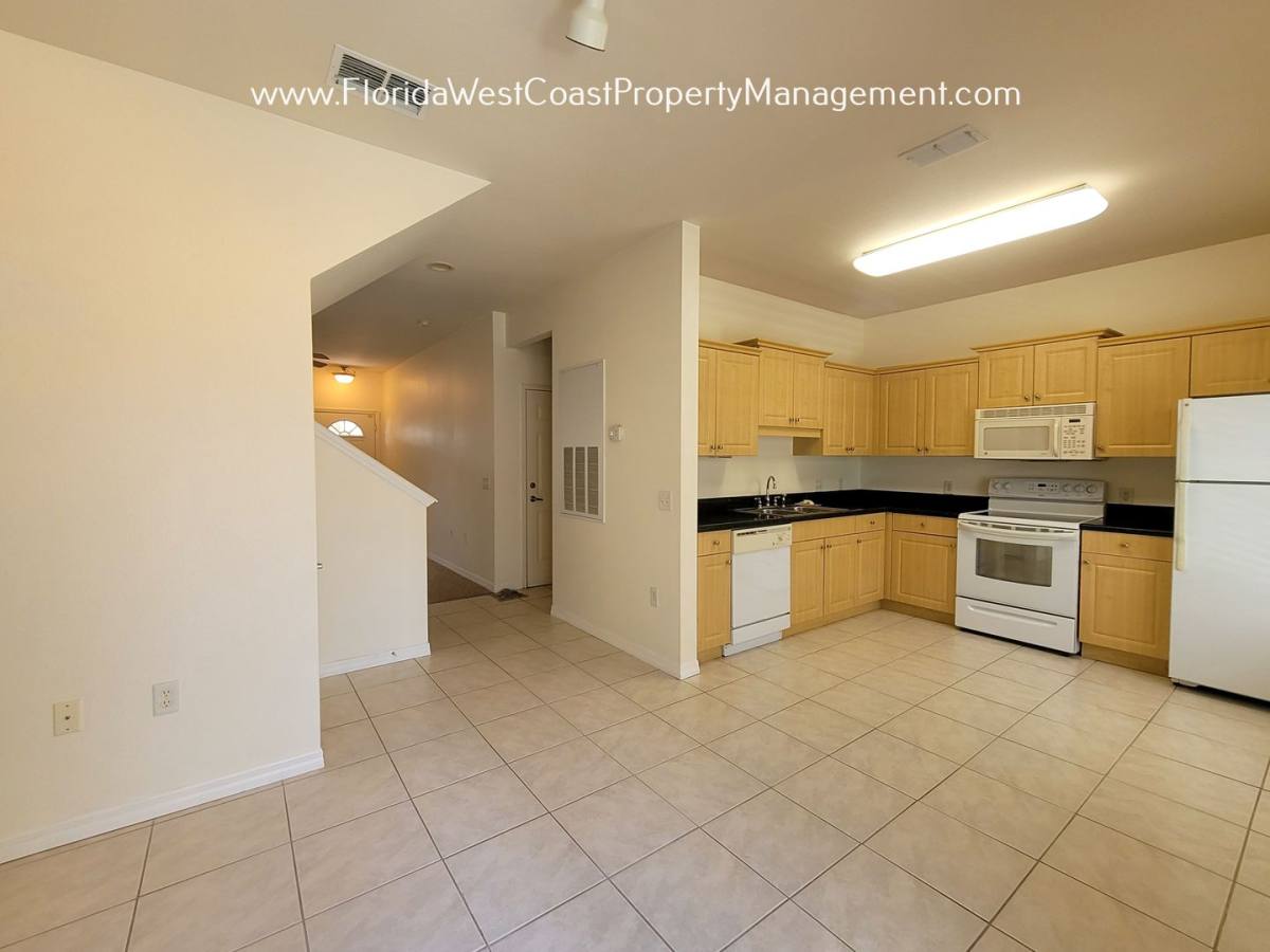 Condo for rent at 7654 Plantation Circle, Bradenton, FL 34201