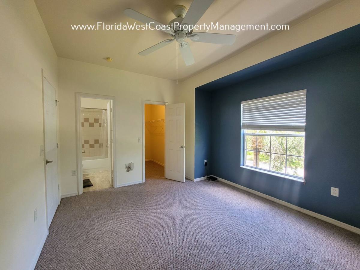 Condo for rent at 7654 Plantation Circle, Bradenton, FL 34201