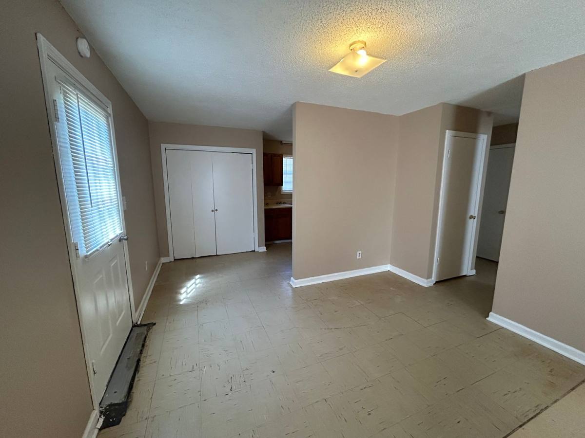Apartment for rent at 9 Tina Dr, Brownsville, TN 38012