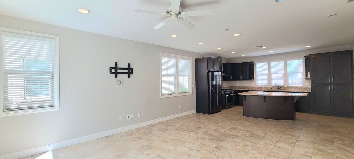 House for rent at 186 Colner Circle, Folsom, CA 95630
