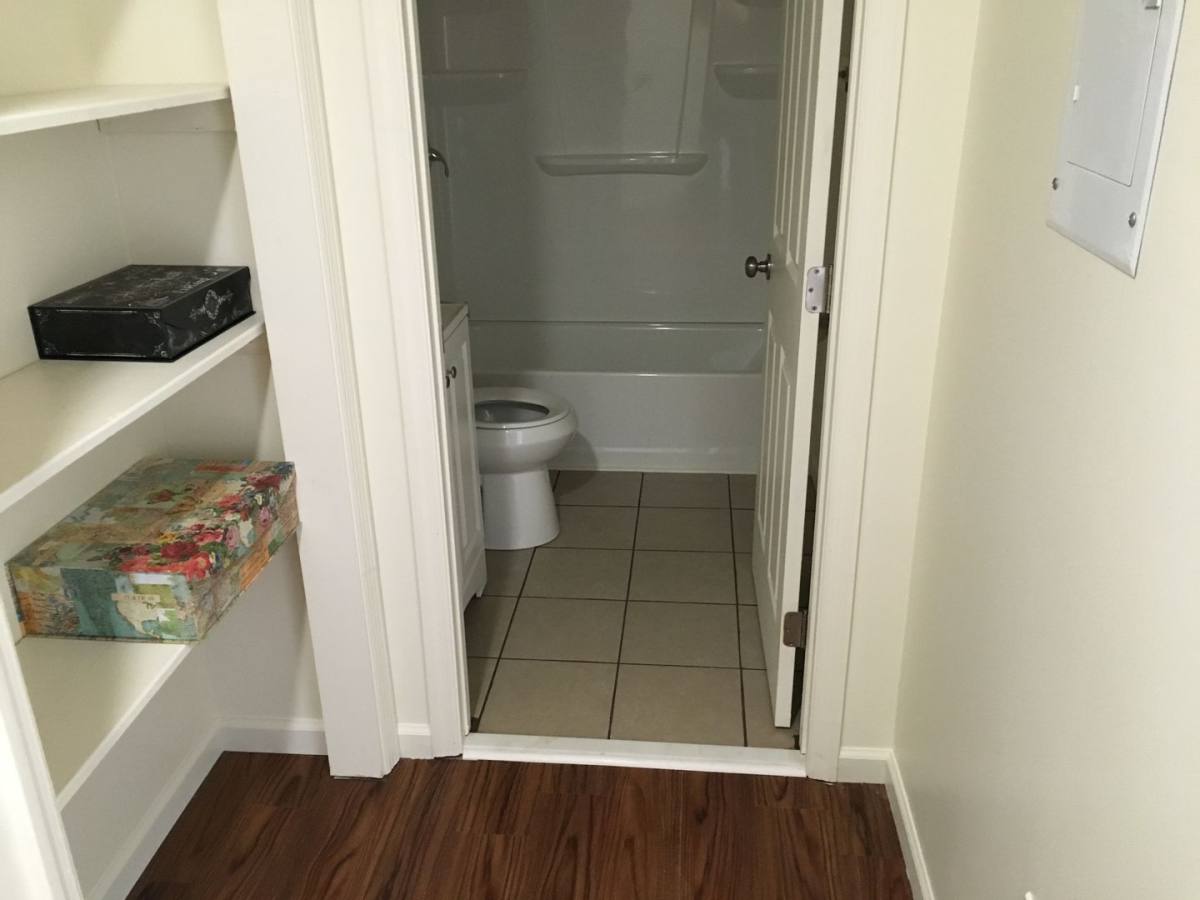 Apartment for rent at 2503-2507 Lakeview Dr, Morristown, TN 37814