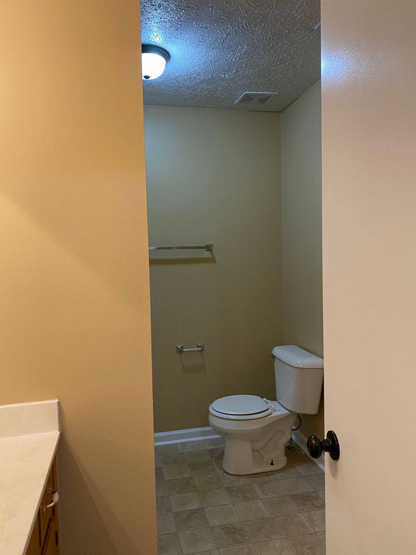 Apartment for rent at 3865 NE Dr, Clarksville, TN 37040