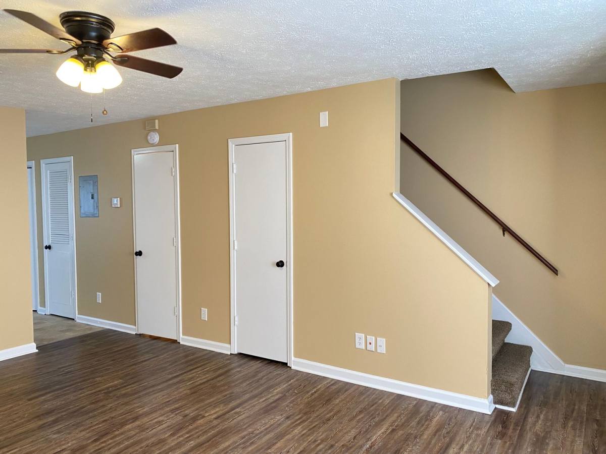 Apartment for rent at 3865 NE Dr, Clarksville, TN 37040