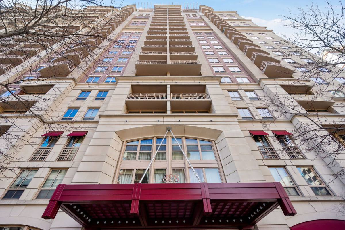 Condo for rent at 888 N Quincy St, Arlington, VA 22203