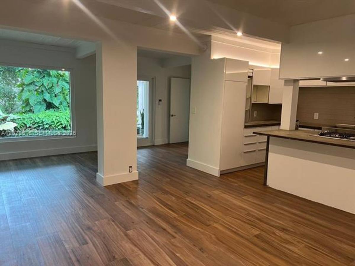 House for rent at 6851 SW 77th Terrace, Miami, FL 33143