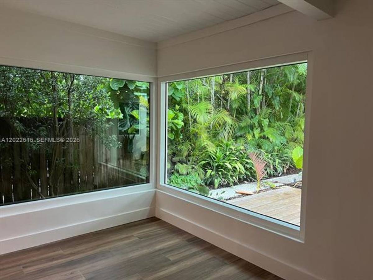 House for rent at 6851 SW 77th Terrace, Miami, FL 33143