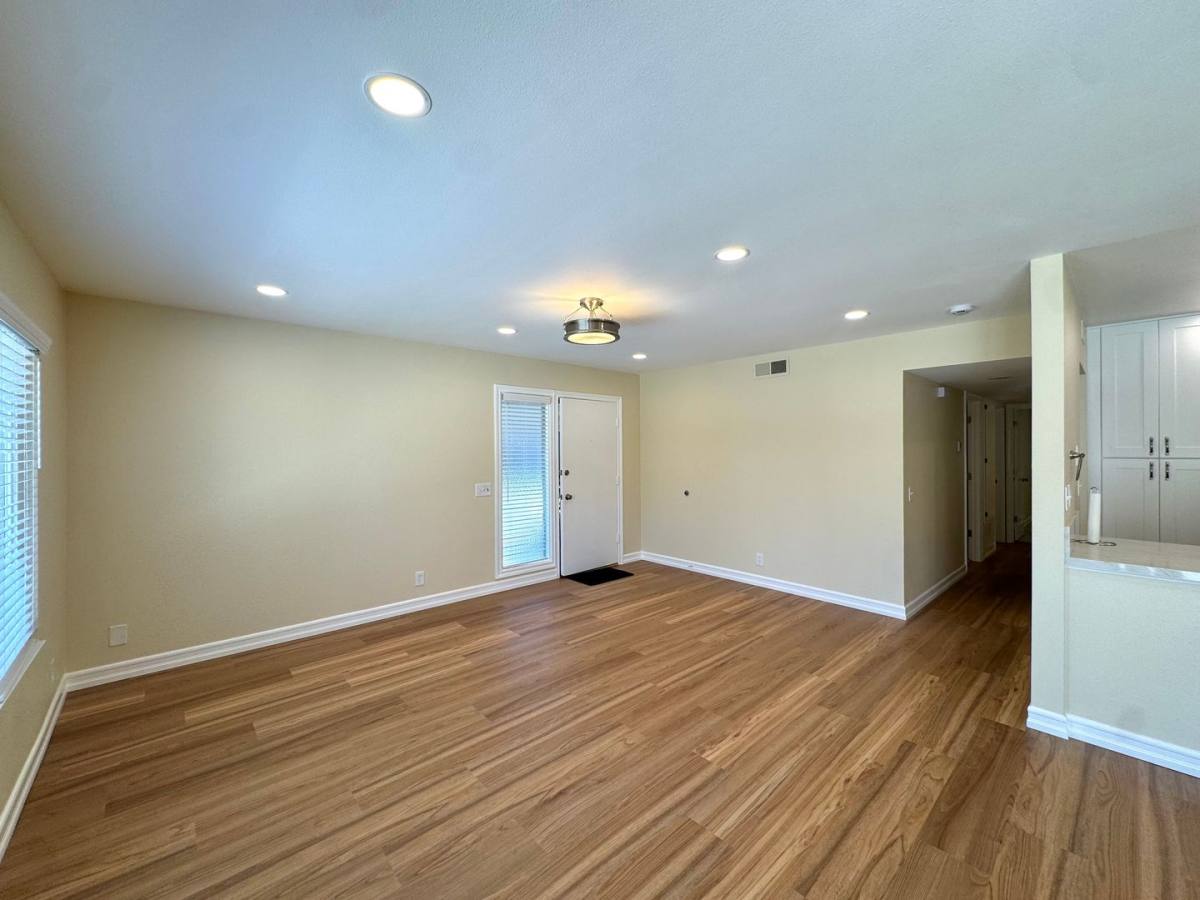 Townhouse for rent at 18229 Olympic Court, Fountain Valley, CA 92708