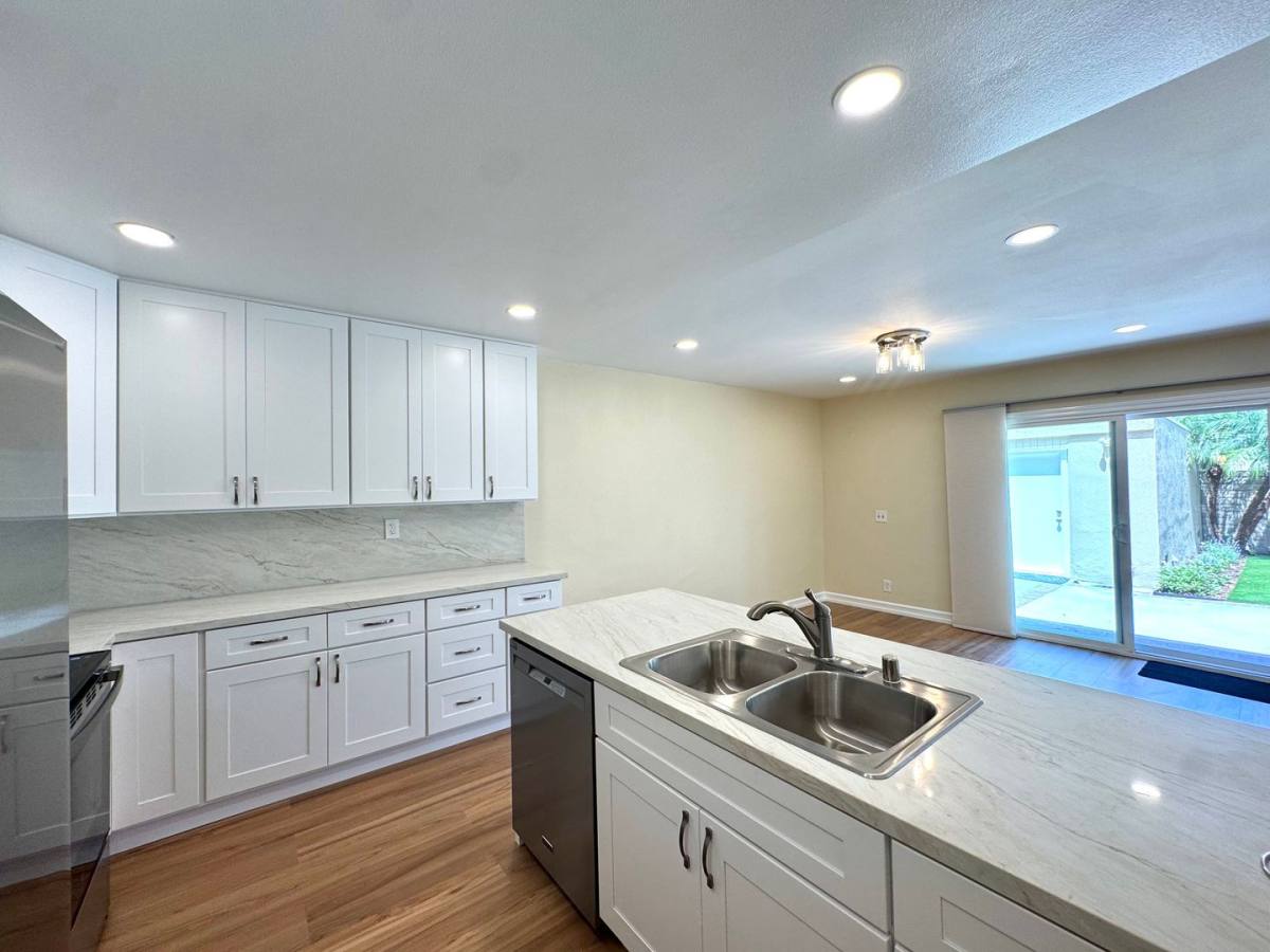 Townhouse for rent at 18229 Olympic Court, Fountain Valley, CA 92708