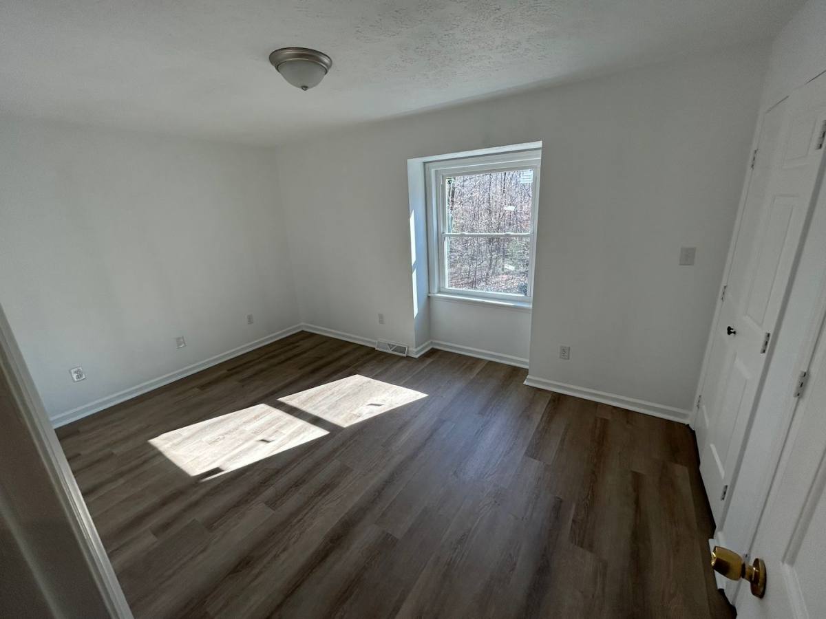 Apartment for rent at 922 Blankenship Rd, Martinsville, VA 24112