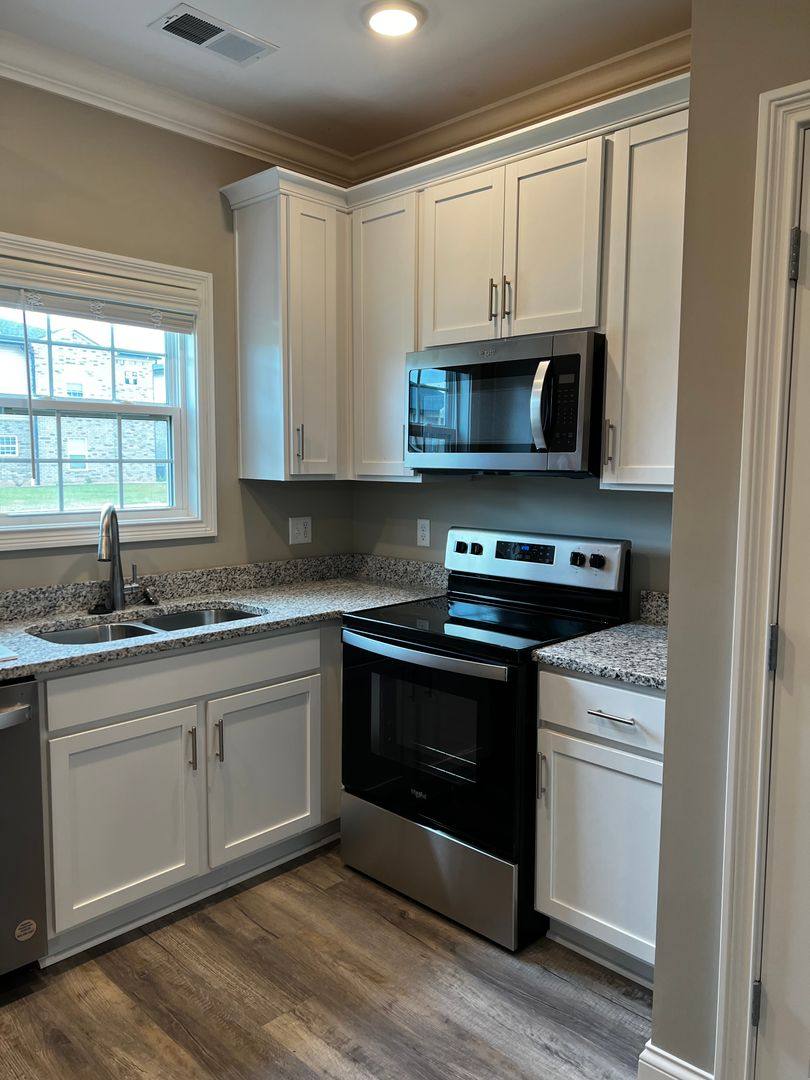 Apartment for rent at 2168 Prospector Court, Bowling Green, KY 42101