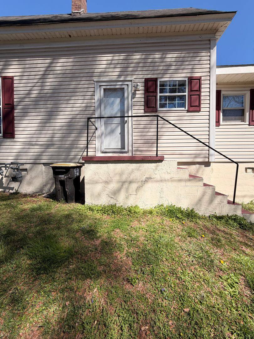 Apartment for rent at 1300 N Broad St, Rome, GA 30161