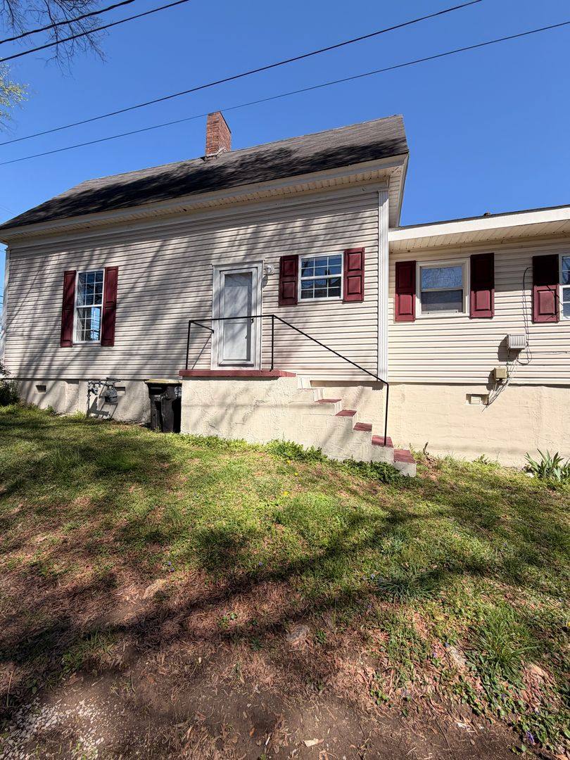 Apartment for rent at 1300 N Broad St, Rome, GA 30161
