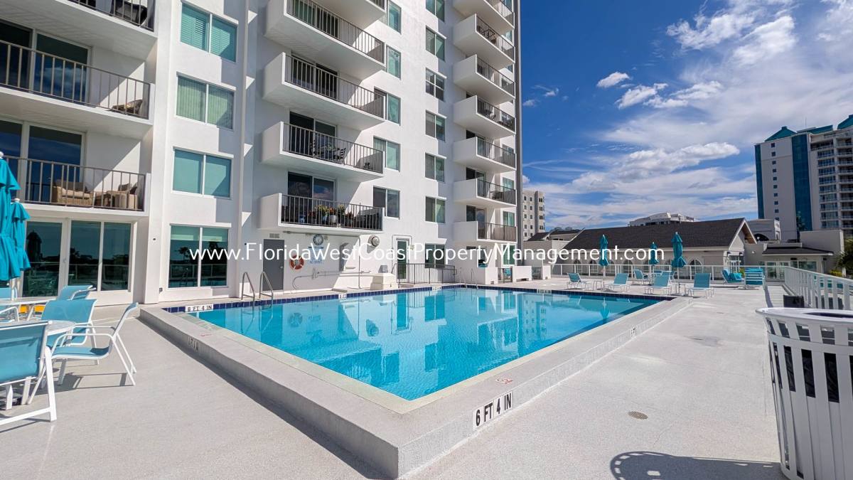 Condo for rent at 101 S Gulfstream Ave, Sarasota, FL 34236