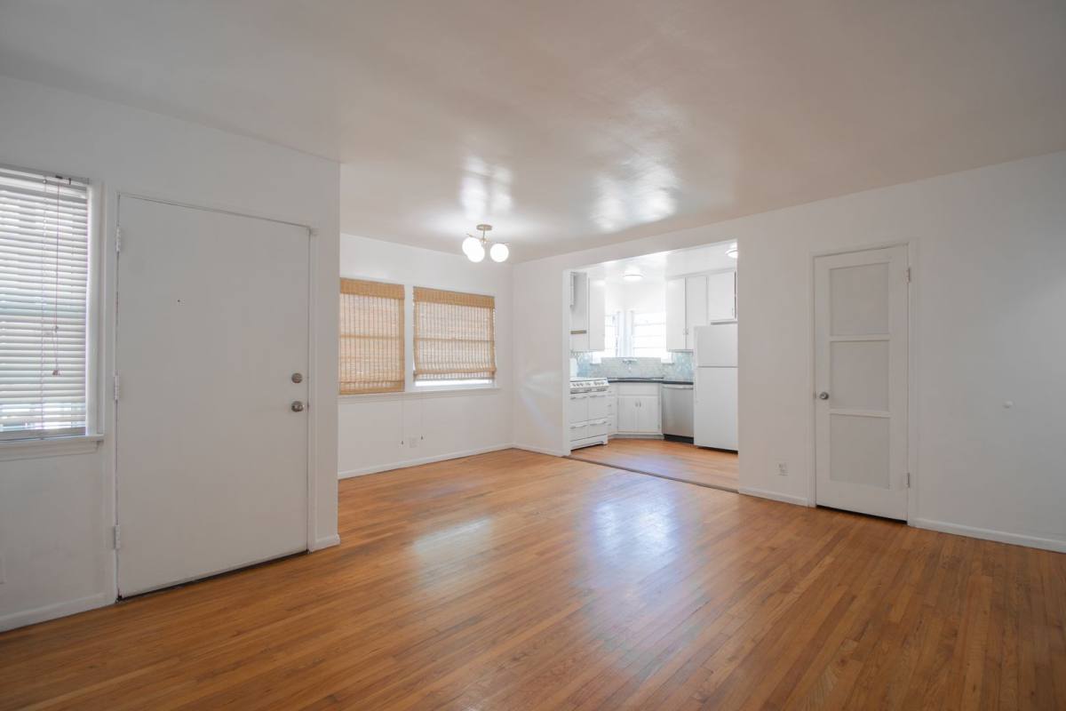 Apartment for rent at 1781 Washington Way, Venice, CA 90291